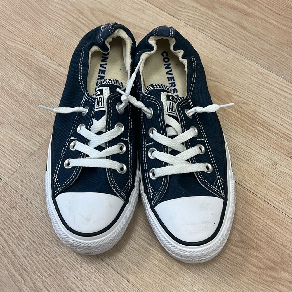 Converse size 8- navy